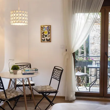 Delightful Studio Sara Virpazar Exterior photo